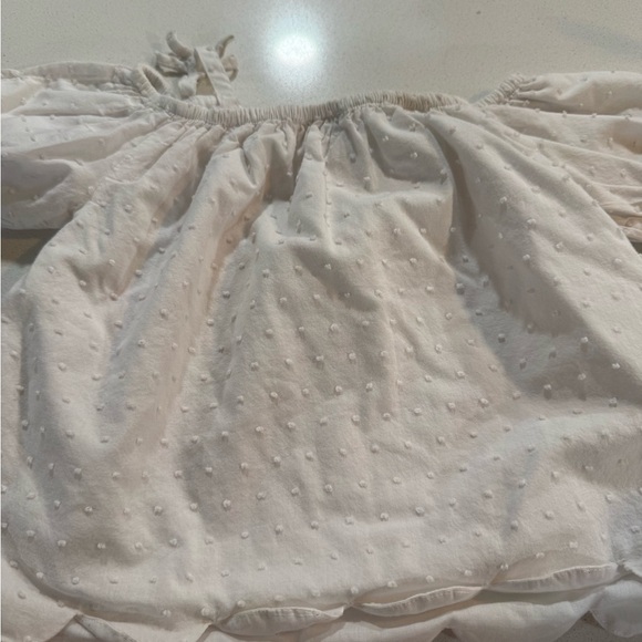 Max Studio Kids White and Gold Top 2T - Picture 4 of 4